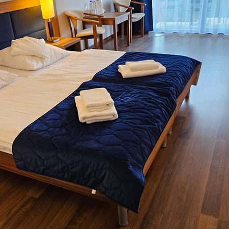 Bursztyn Spa Kołobrzeg Esterno foto